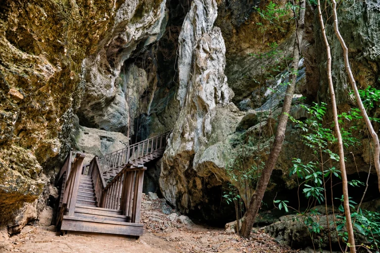 Mirror Stone Cave